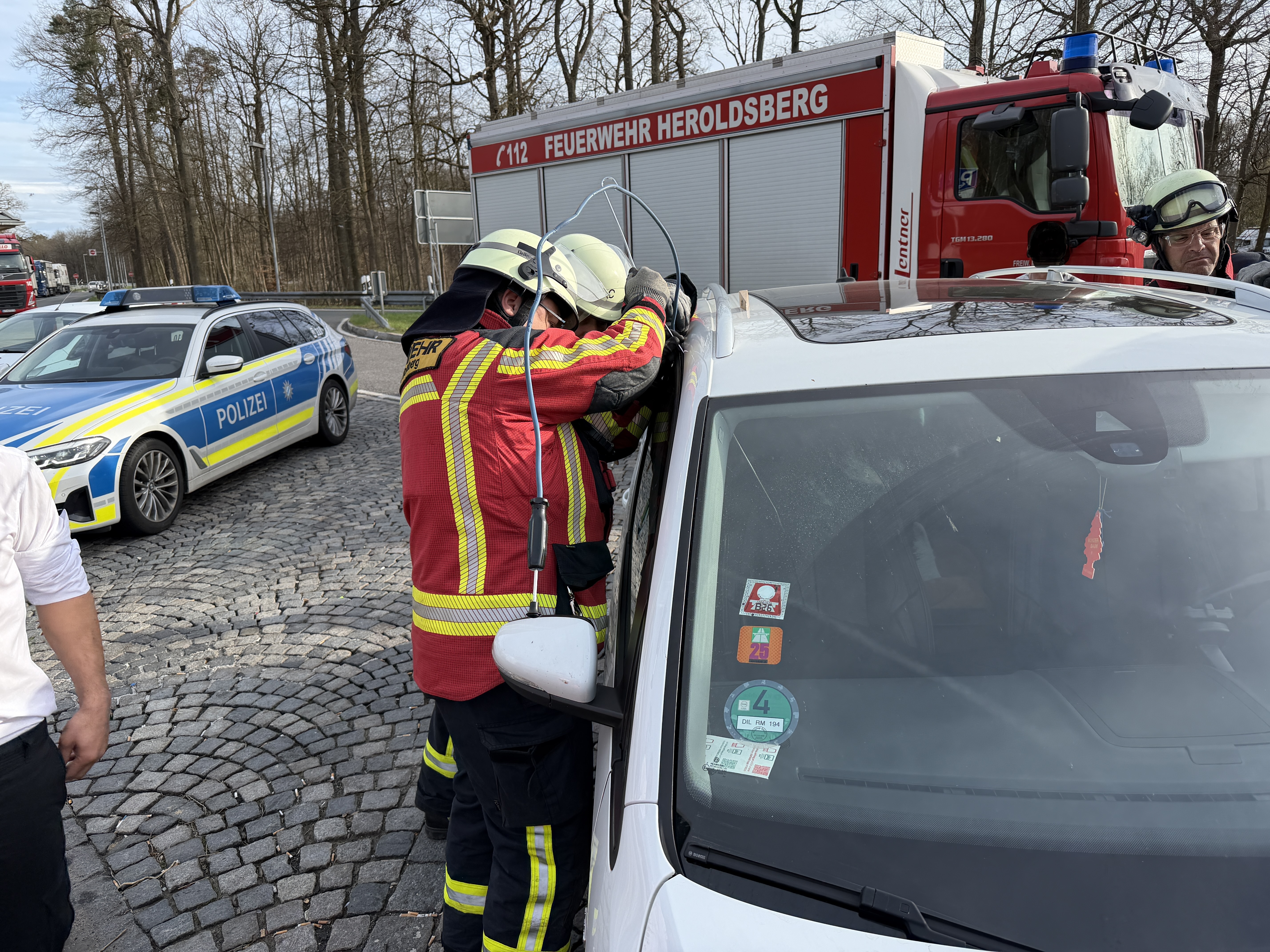 26-04-05 17-35-07 2762 bearbeitet.jpg